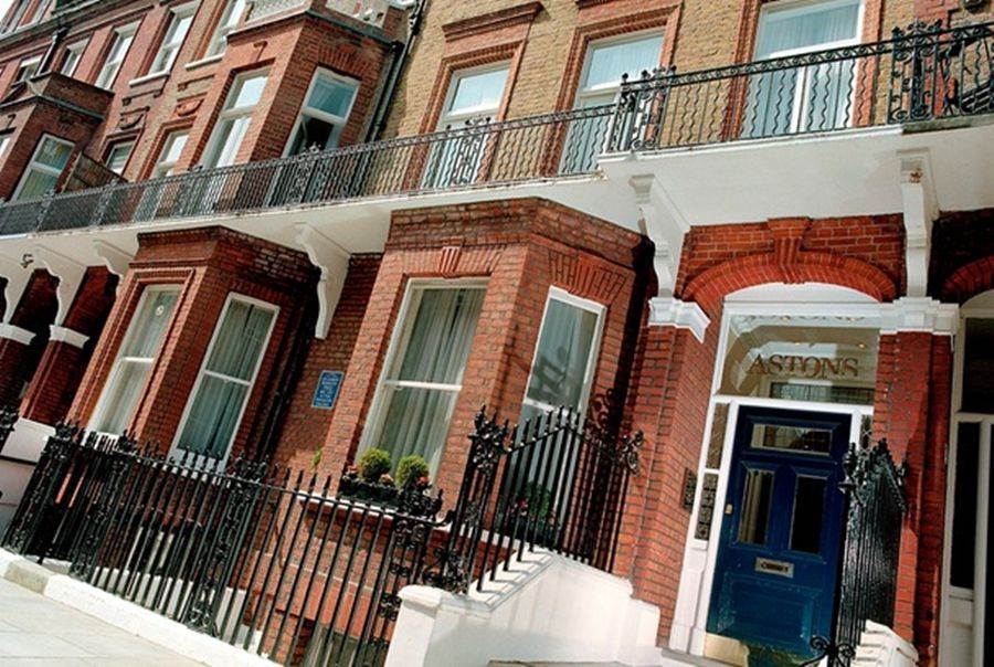 Astons Apartments Londen Buitenkant foto